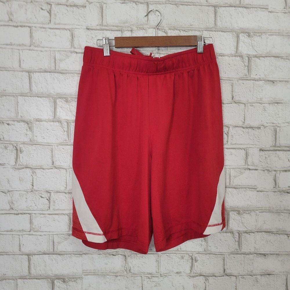 Under Armour WI Badgers athletic shorts